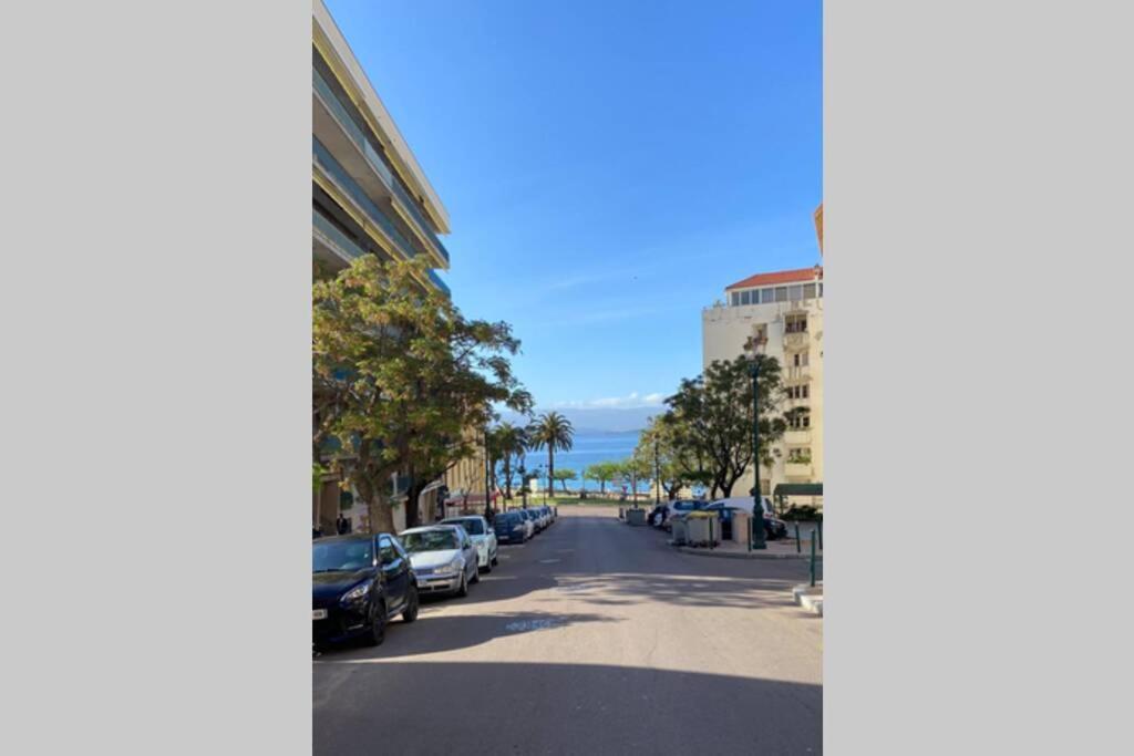 Magnifique T2 Neuf 40m2 Avec Balcon Au Trottel 4 Couchages Wifi Clim Parking A Pieds 100m