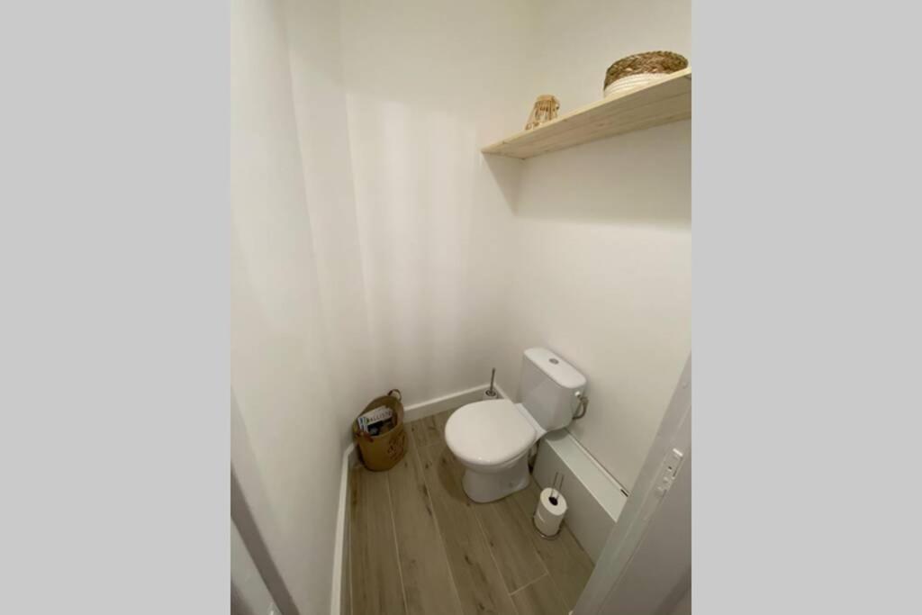 Magnifique T2 Neuf 40m2 Avec Balcon Au Trottel 4 Couchages Wifi Clim Parking A Pieds 100m Apartment *
