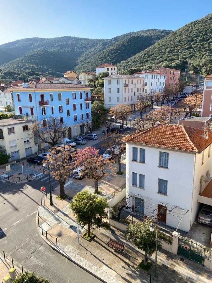 Magnifique T2 Neuf 40m2 Avec Balcon Au Trottel 4 Couchages Wifi Clim Parking A Pieds 100m Ajaccio (Corsica)